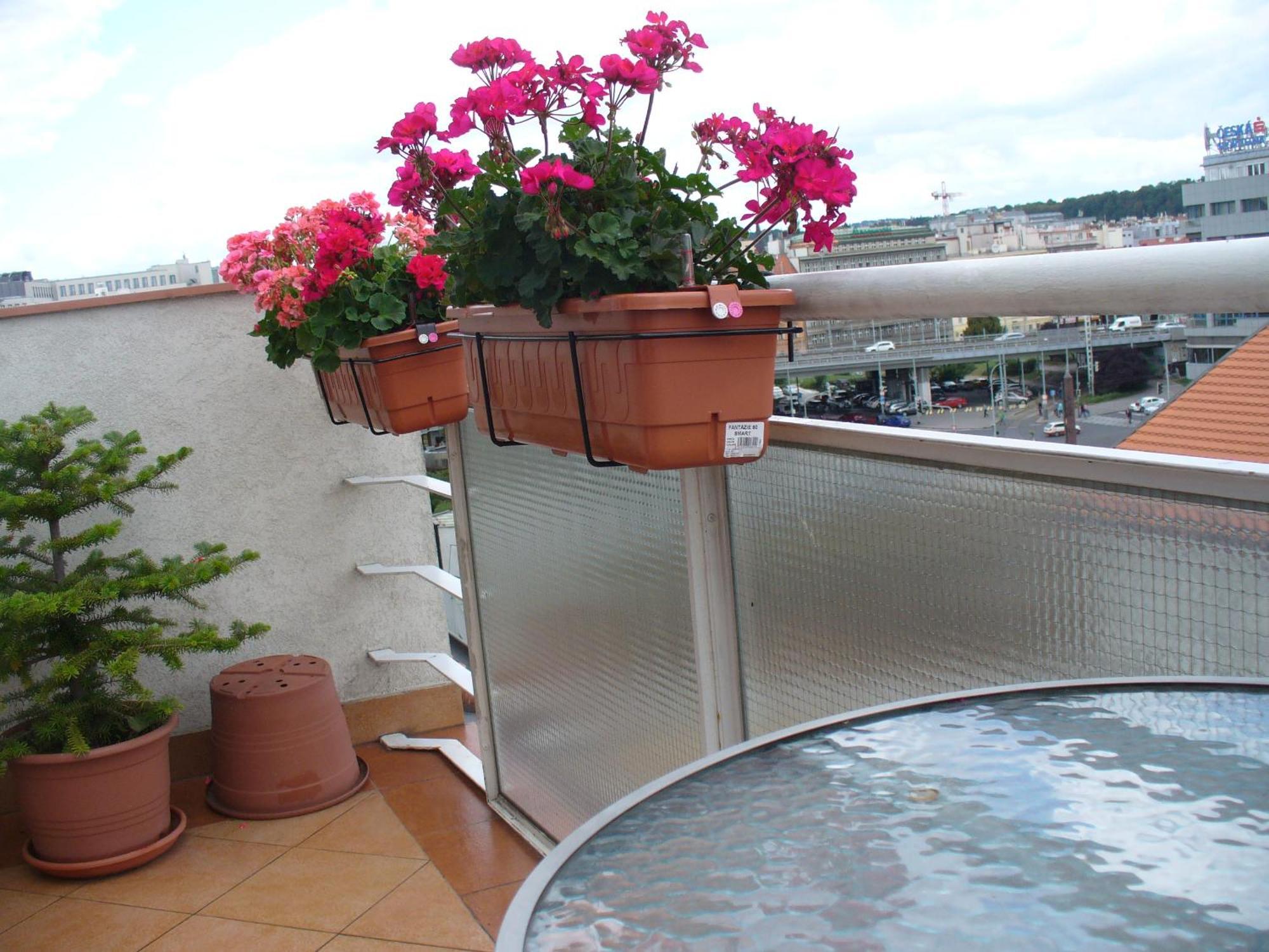 Terrace Studio Prague Center Exteriör bild